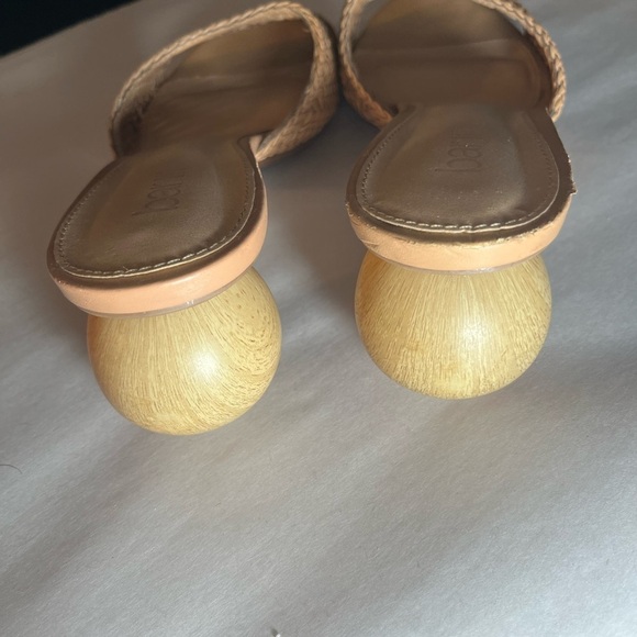 BAR III Beige Spherical Heel Cally Artsty vacation Slip On Sandals 8.5 - Picture 9 of 9